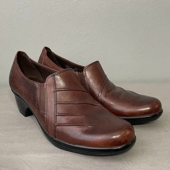 Clarks Partridge Loafers Size 8.5 Brown Leather Slip On Low Heel Boho Artsy Shoe - Picture 1 of 12